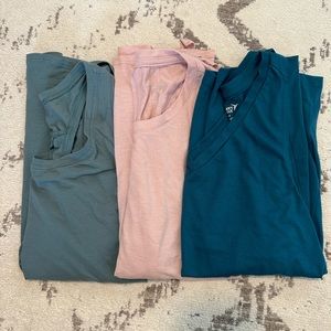 🎄10/$15 Old Navy Active Tanks